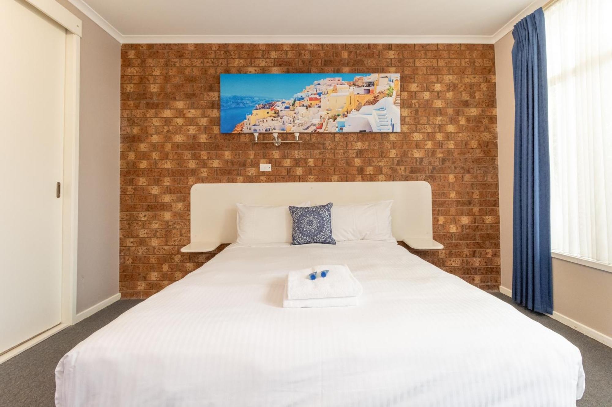 Portarlington Beach Motel Экстерьер фото